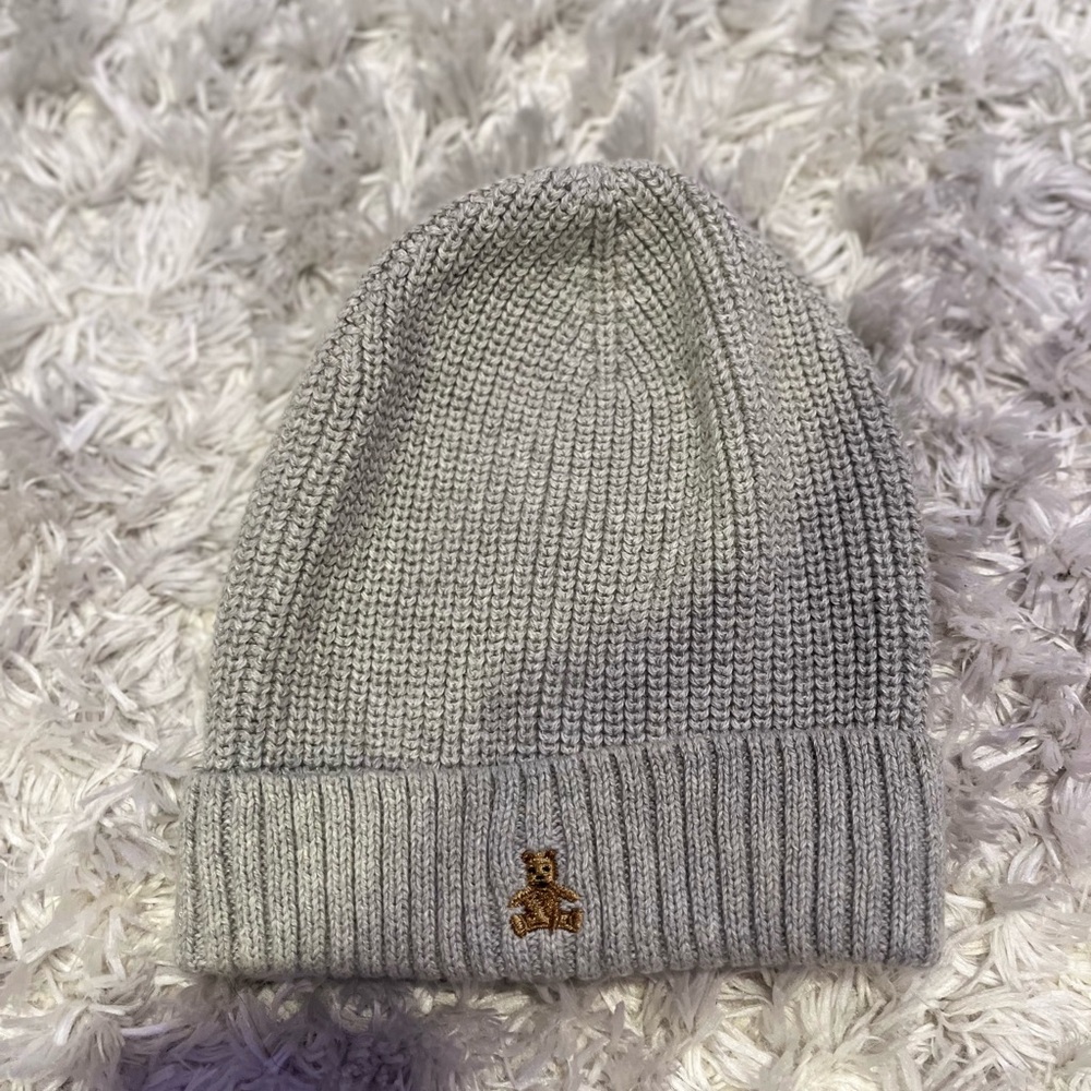 GAP Light Gray Knit Beanie